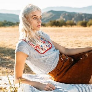 Embroidered top size M